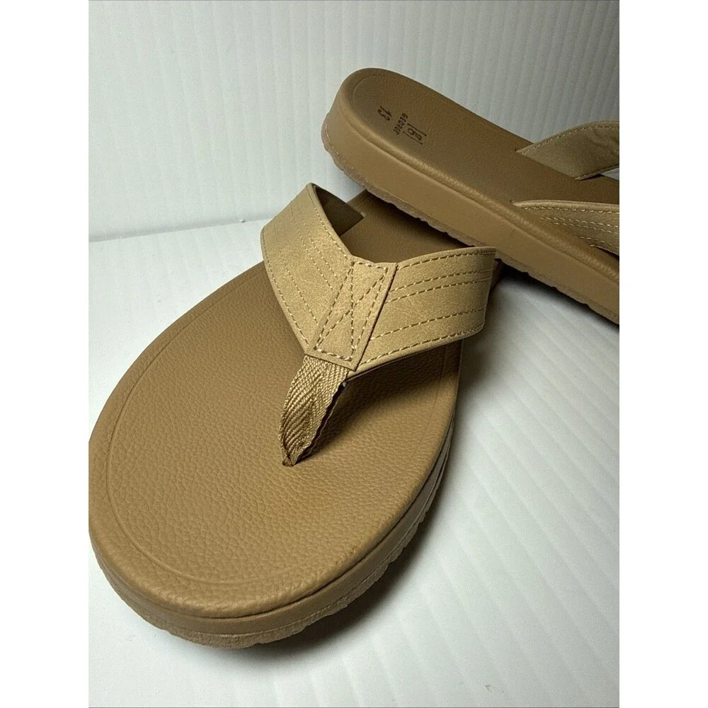 George Tan Flip Flops Men sz 13 NWOT never Worn